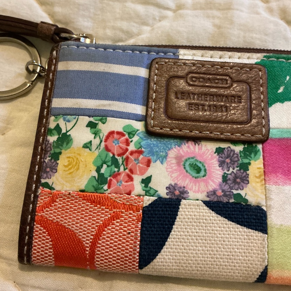 Coach Vintage Card Case - Picture 10 of 16